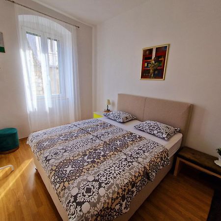 Downtown Apartment Nora Split Eksteriør bilde