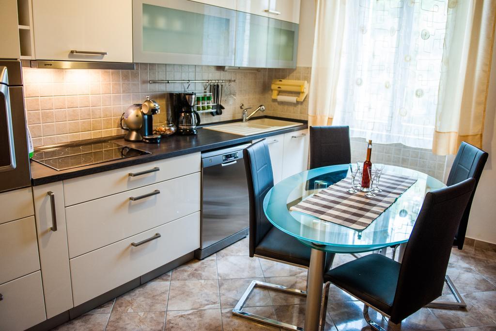 Downtown Apartment Nora Split Rom bilde