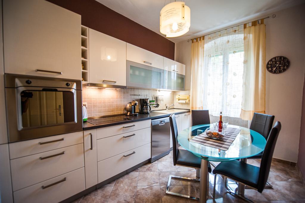 Downtown Apartment Nora Split Rom bilde